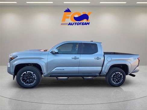 New 2026 Toyota Tacoma TRD Sport image 2