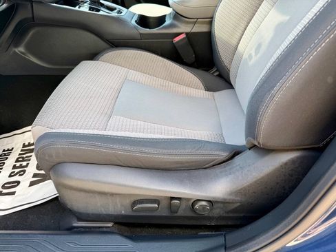 Used 2022 Subaru Outback Premium AWD/4WD image 35