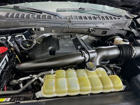 Used 2021 Ford Expedition Max Limited image 31