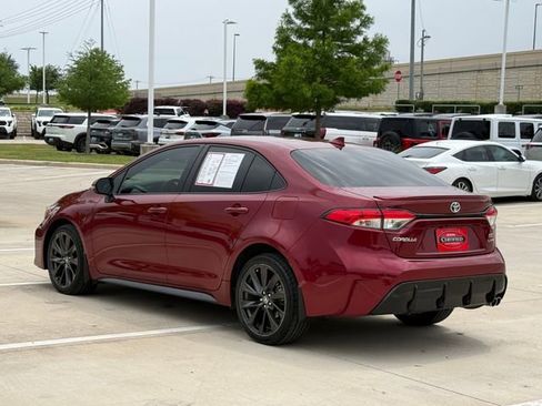 Used 2025 Toyota Corolla SE FWD image 6