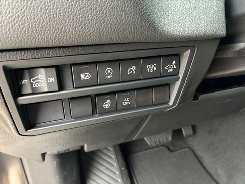 New 2026 Toyota Tundra Limited AWD/4WD image 38