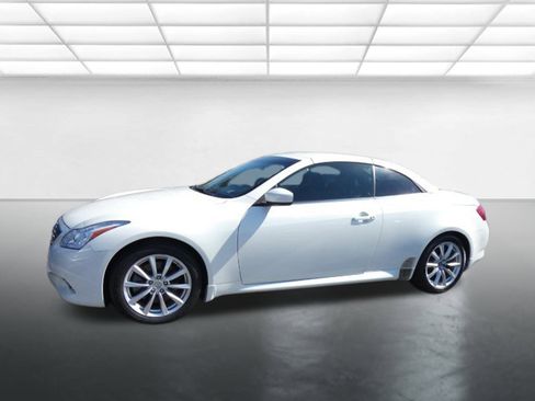Used 2012 INFINITI G37 Convertible w/ Premium Pkg RWD image 6
