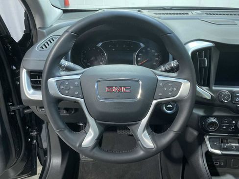 Used 2022 GMC Terrain SLT w/ Infotainment Package II image 15
