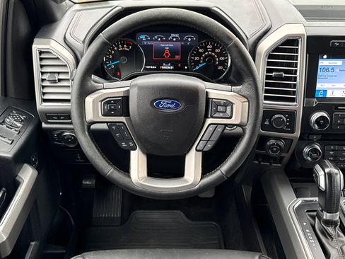 Used 2016 Ford F150 Platinum w/ Equipment Group 701A Luxury image 14