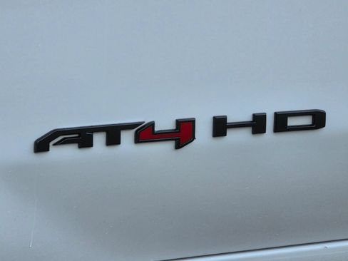 Used 2024 GMC Sierra 2500 AT4 w/ AT4 Premium Plus Package AWD/4WD image 41