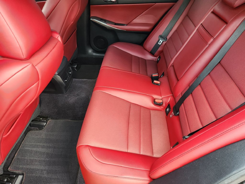 Used 2014 Lexus IS 250 w/ F-Sport Package RWD image 31