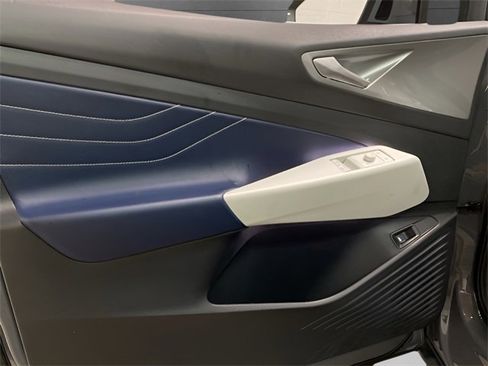 Used 2023 Volkswagen ID.4 Pro S image 26