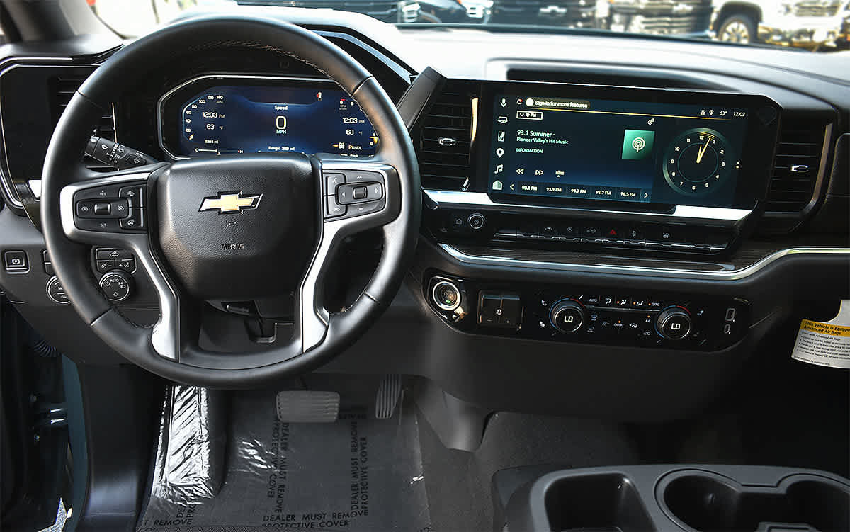 Used 2026 Chevrolet Silverado 1500 LT AWD/4WD image 12