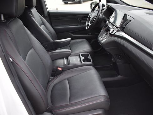 Used 2025 Honda Odyssey Sport-L image 14