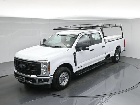 New 2026 Ford F350 XL w/ XL Chrome Package RWD image 41