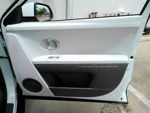Used 2022 Hyundai Ioniq 5 SEL w/ Cargo Package RWD image 18