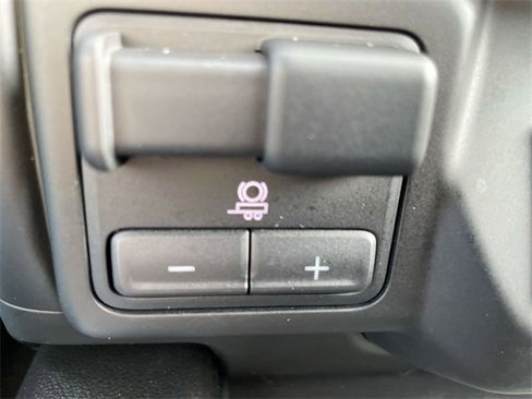 Used 2022 GMC Sierra 1500 Denali w/ Driver Alert Package II image 25