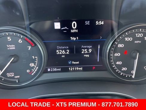 Used 2024 Cadillac XT5 Premium Luxury w/ Technology Package FWD image 4