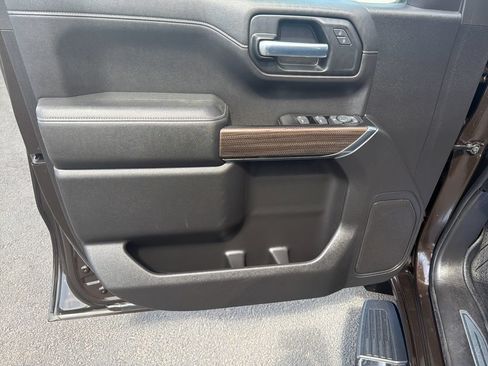 Used 2019 Chevrolet Silverado 1500 LT w/ All-Star Edition AWD/4WD image 10