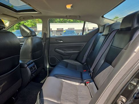 Used 2019 Nissan Altima 2.5 SL AWD/4WD image 11