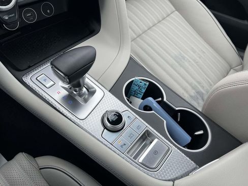 Certified 2023 Genesis G70 2.0T w/ Sport Prestige Package image 31