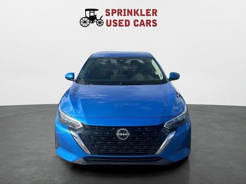 Used 2024 Nissan Sentra SV FWD image 2
