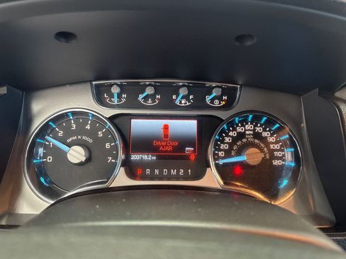 Used 2011 Ford F150 Platinum w/ Max Trailer Tow Pkg AWD/4WD image 13