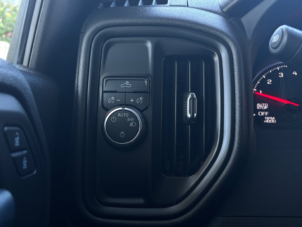 Certified 2025 Chevrolet Silverado 1500 Custom RWD image 22