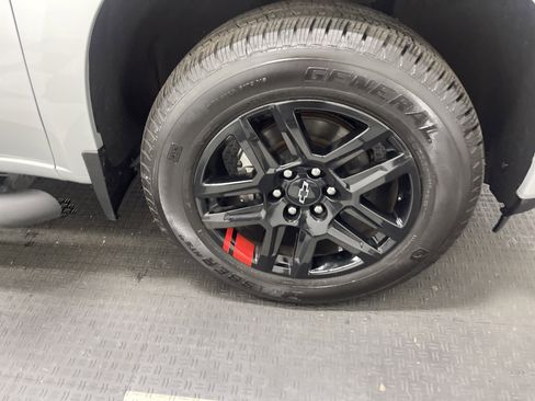 Used 2021 Chevrolet Silverado 1500 RST w/ Redline Edition image 28