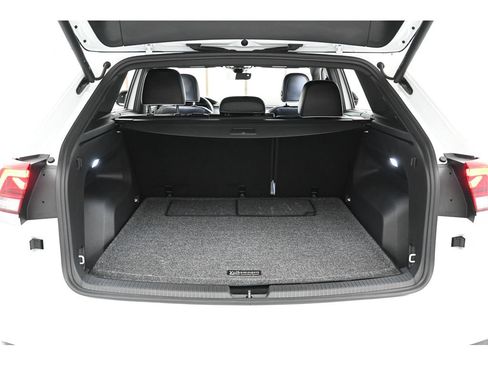 Used 2024 Volkswagen Atlas Cross Sport SEL Premium R-Line image 54