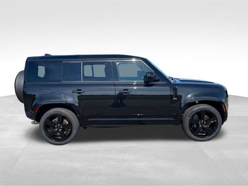 New 2026 Land Rover Defender 110 V8 AWD/4WD image 6