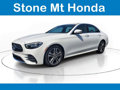 Used 2021 Mercedes-Benz E 350 Sedan image 3