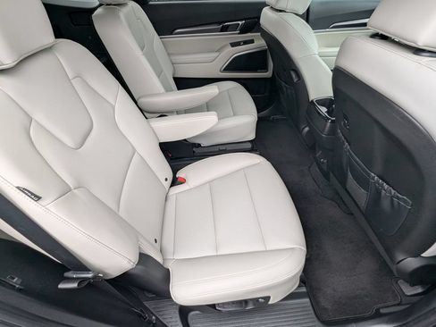 Used 2024 Kia Telluride S w/ S Sunroof Package FWD image 14