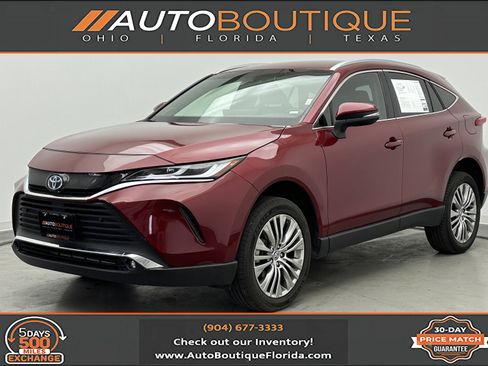 Used 2023 Toyota Venza XLE image 1