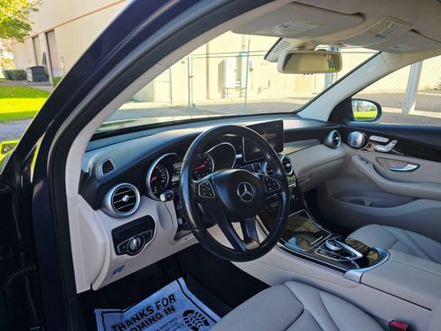 Used 2017 Mercedes-Benz GLC 300 4MATIC image 16