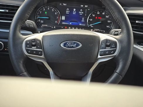 Used 2023 Ford Explorer XLT w/ Equipment Group 202A image 29