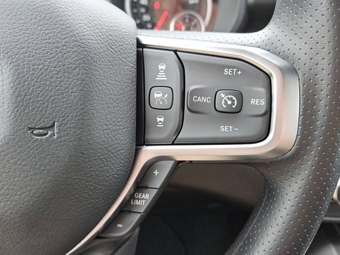 New 2026 RAM 1500 Express AWD/4WD image 23