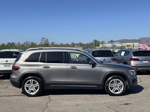 Used 2022 Mercedes-Benz GLB 250 4MATIC image 27