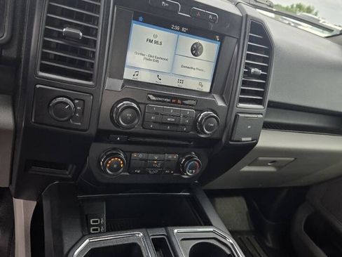 Used 2018 Ford F150 XL w/ Equipment Group 101A Mid AWD/4WD image 16