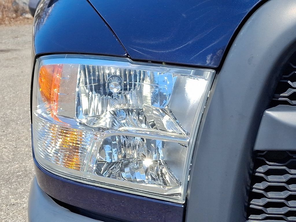 Used 2014 RAM 3500 Tradesman RWD image 16