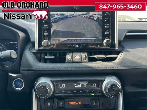 Used 2020 Toyota RAV4 XSE AWD/4WD image 17