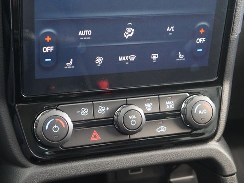 New 2026 Ford Ranger XLT w/ Equipment Group 301A High AWD/4WD image 14