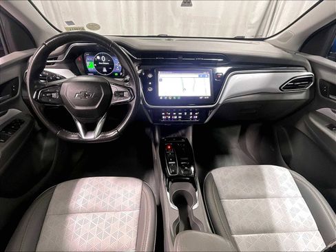 Used 2022 Chevrolet Bolt EUV Premier w/ Sun & Sound Package image 22