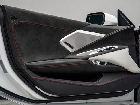 Used 2023 Chevrolet Corvette Stingray Premium Conv image 41