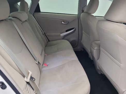 Used 2015 Toyota Prius Four image 19