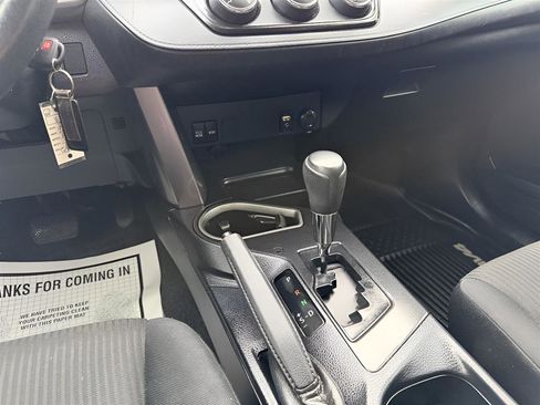 Used 2017 Toyota RAV4 LE w/ All Weather Liner Package image 20