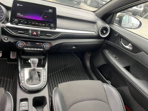 Used 2022 Kia Forte GT-Line w/ GT-Line Premium Package image 23