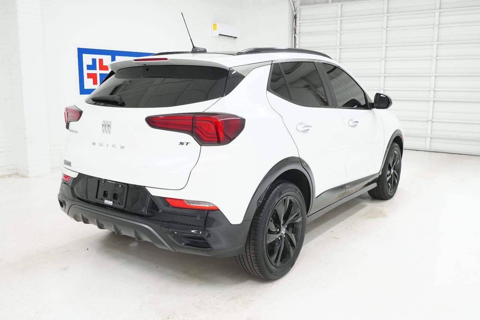 Used 2024 Buick Encore GX Sport Touring w/ Comfort Package FWD image 25