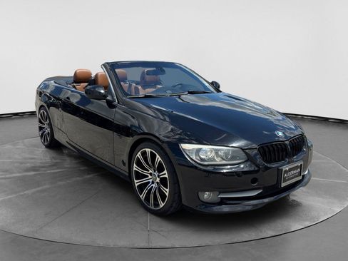 Used 2012 BMW 335i Convertible RWD image 27