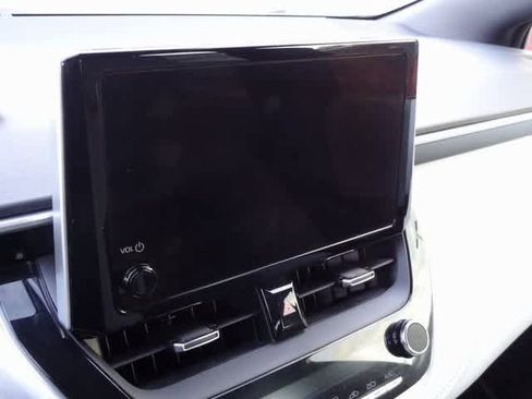 Used 2023 Toyota Corolla SE image 10