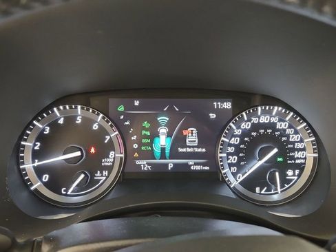 Used 2021 Toyota Highlander Limited image 10