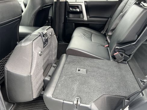 Used 2023 Toyota 4Runner Limited image 19