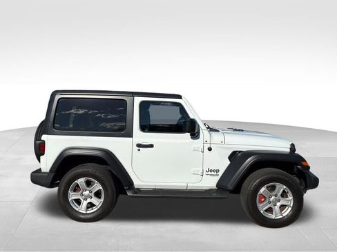 Used 2019 Jeep Wrangler Sport image 7