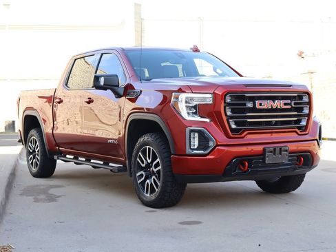 Used 2021 GMC Sierra 1500 AT4 w/ AT4 Value Package AWD/4WD image 2