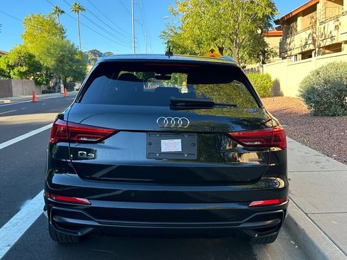 Used 2022 Audi Q3 2.0T Premium w/ Convenience Package image 7